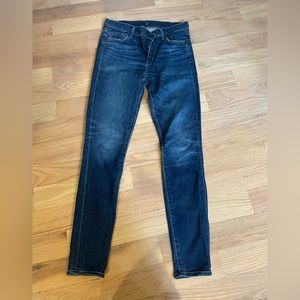 Citizens of humanity high rise rocket jeans. Sz 28